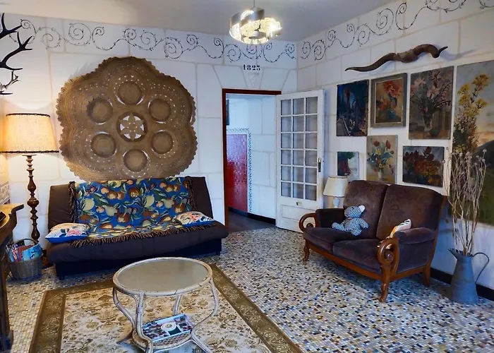 Le Jardin Renard-clos Sur Loir In The Loir&loire Valleys Hébergement de vacances *