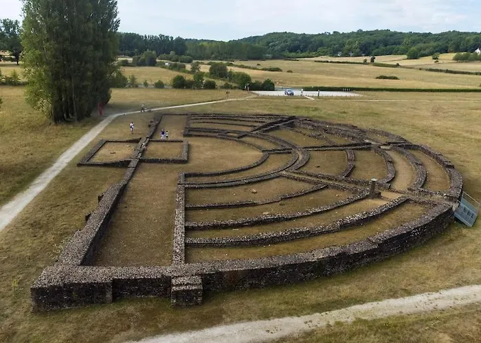 Le Jardin Renard-clos Sur Loir In The Loir&loire Valleys Hébergement de vacances