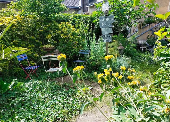 Le Jardin Renard-clos Sur Loir In The Loir&loire Valleys